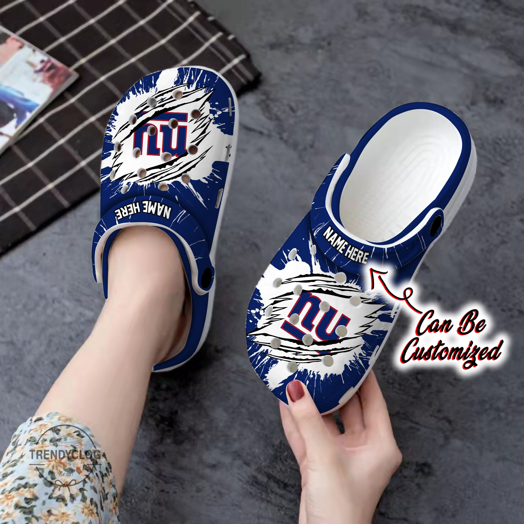 Footwearmerch Giants Personalized NY Giants Football Ripped Claw Clog Shoes