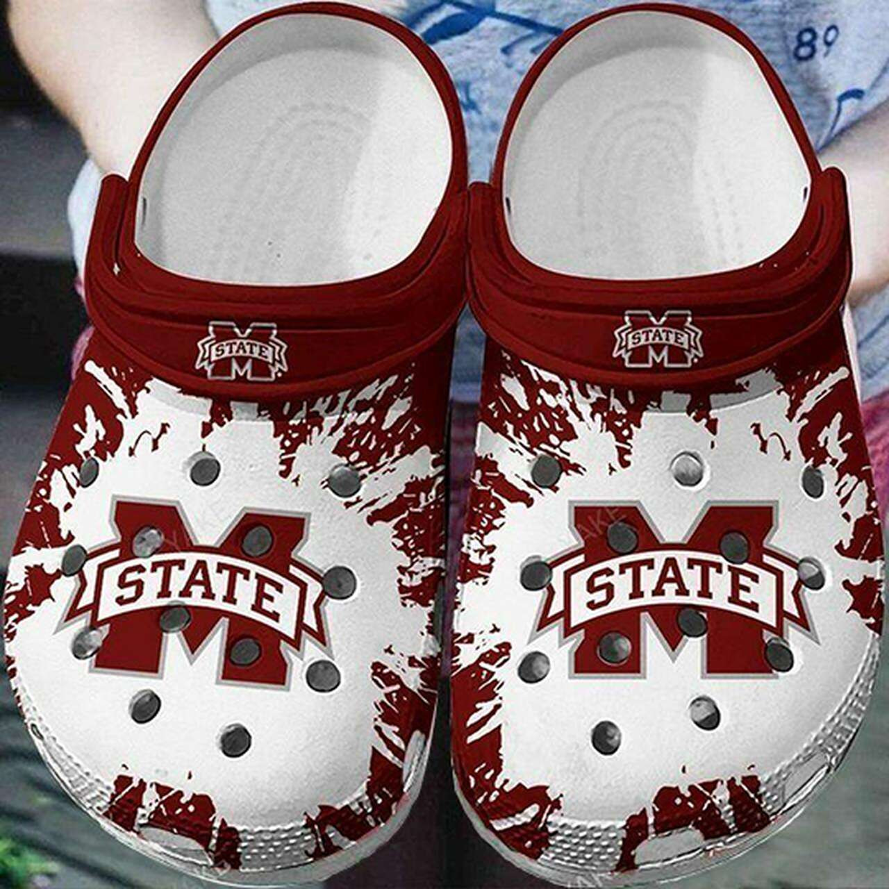 Footwearmerch Mississippi State Bulldogs Crocband Clogs